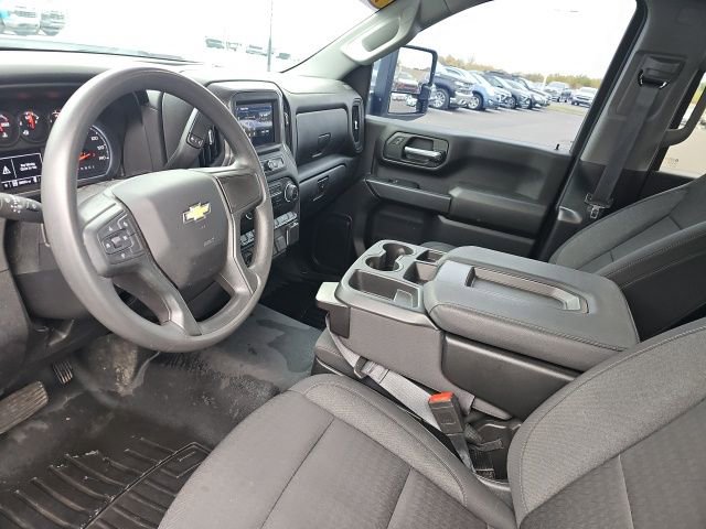 Used 2024 Chevrolet Silverado 2500 Custom w/ Custom Value Package image 19