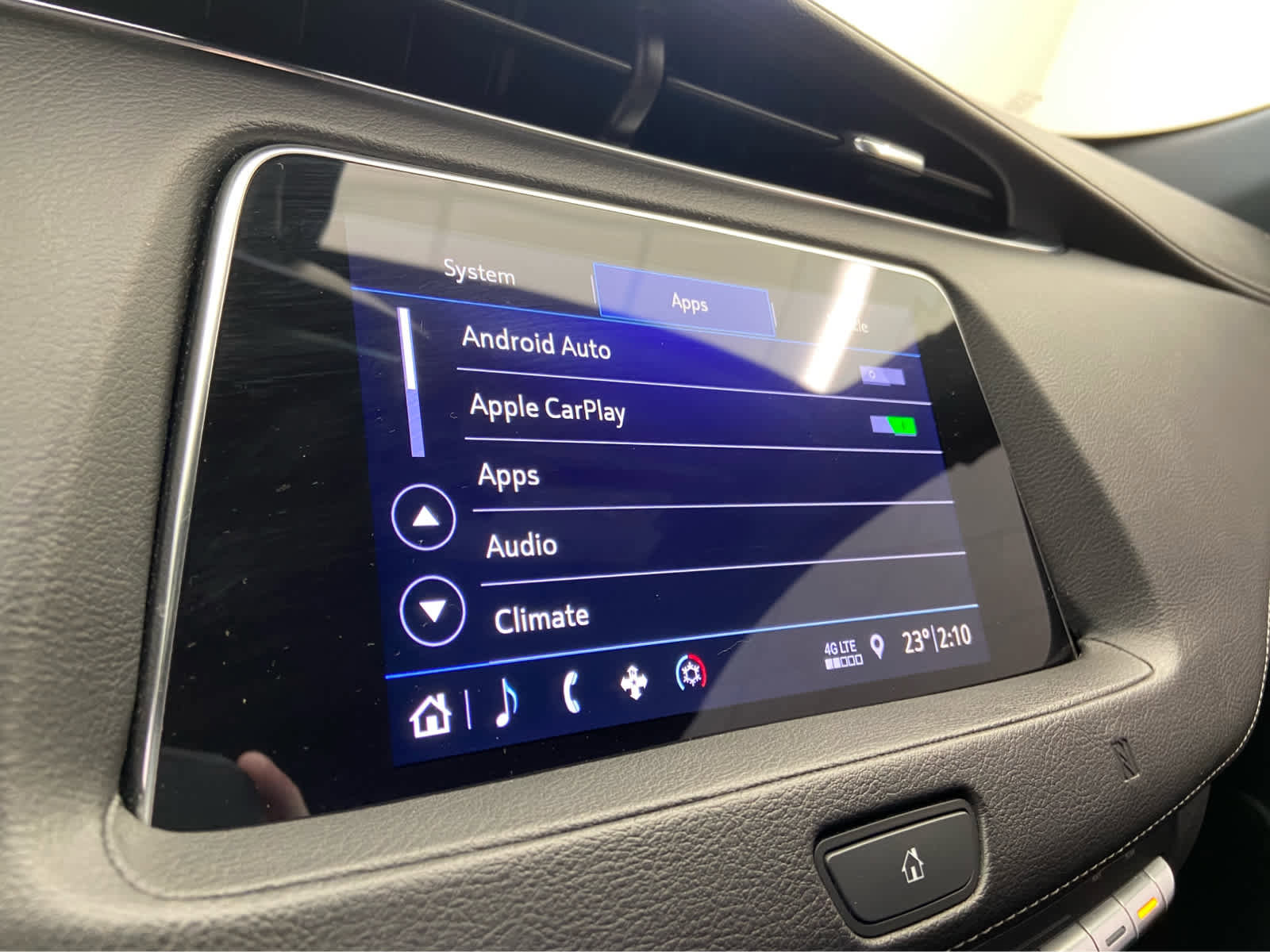 Used 2019 Cadillac XT4 Premium Luxury image 30