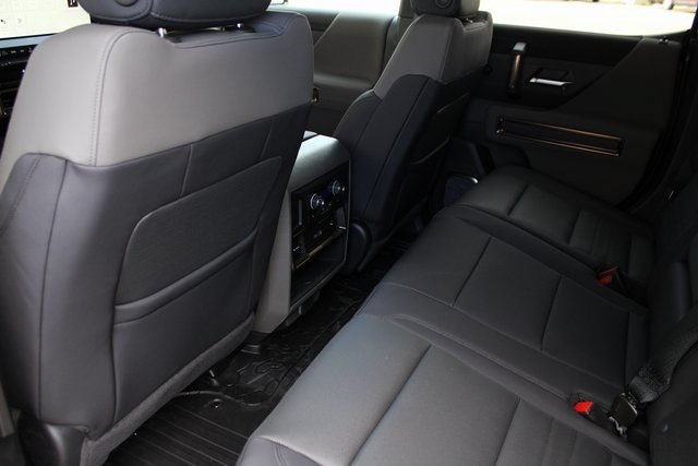 New 2025 GMC Hummer EV 3X AWD/4WD image 33