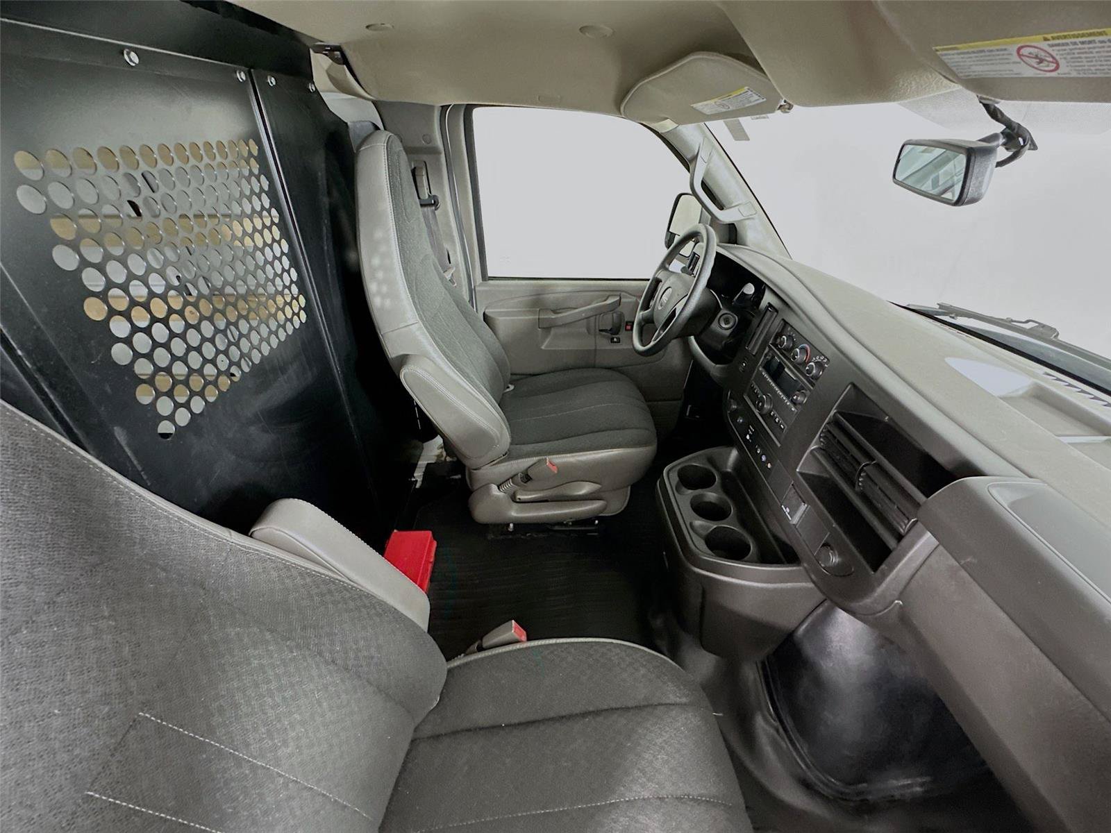 Used 2024 GMC Savana 2500 w/ Driver Convenience Package RWD image 23