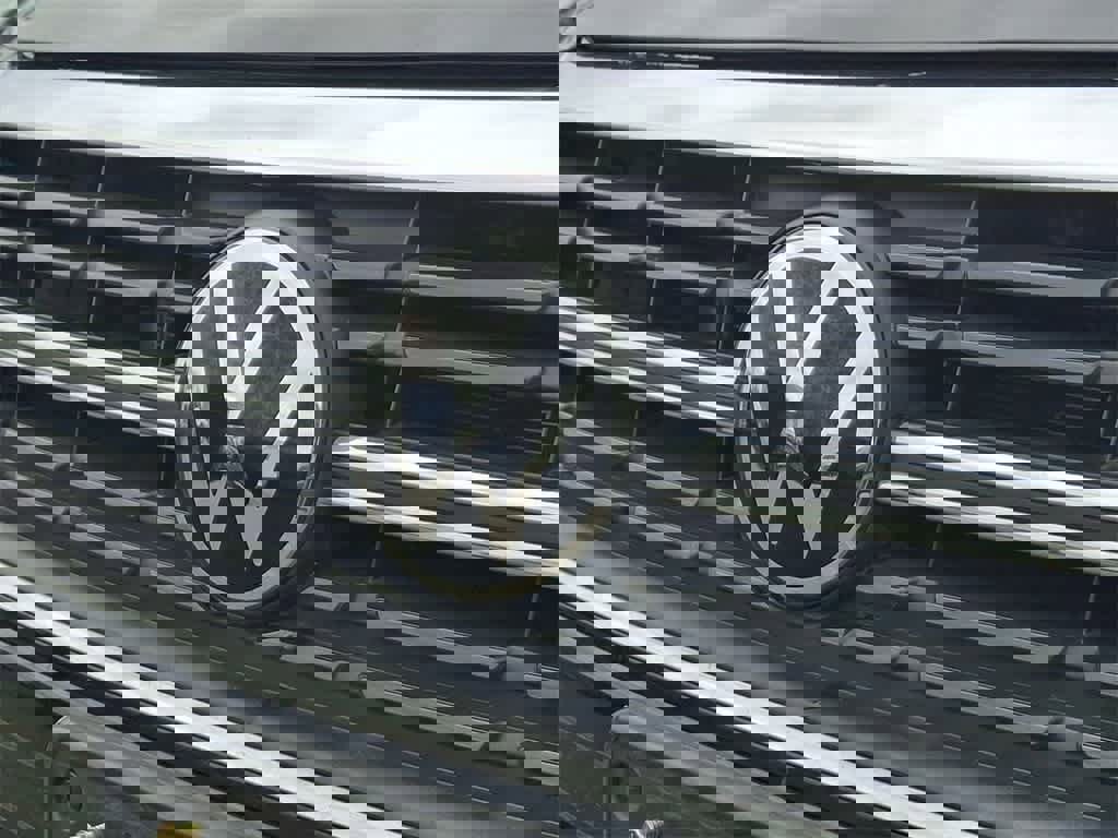 Used 2023 Volkswagen Jetta SE image 28