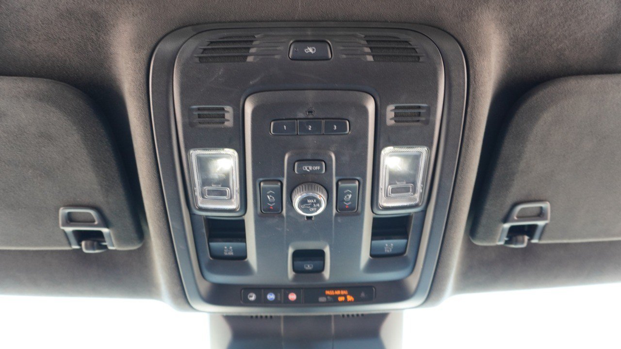 Used 2022 Cadillac Escalade Sport Platinum w/ LPO, ONYX Package RWD image 25
