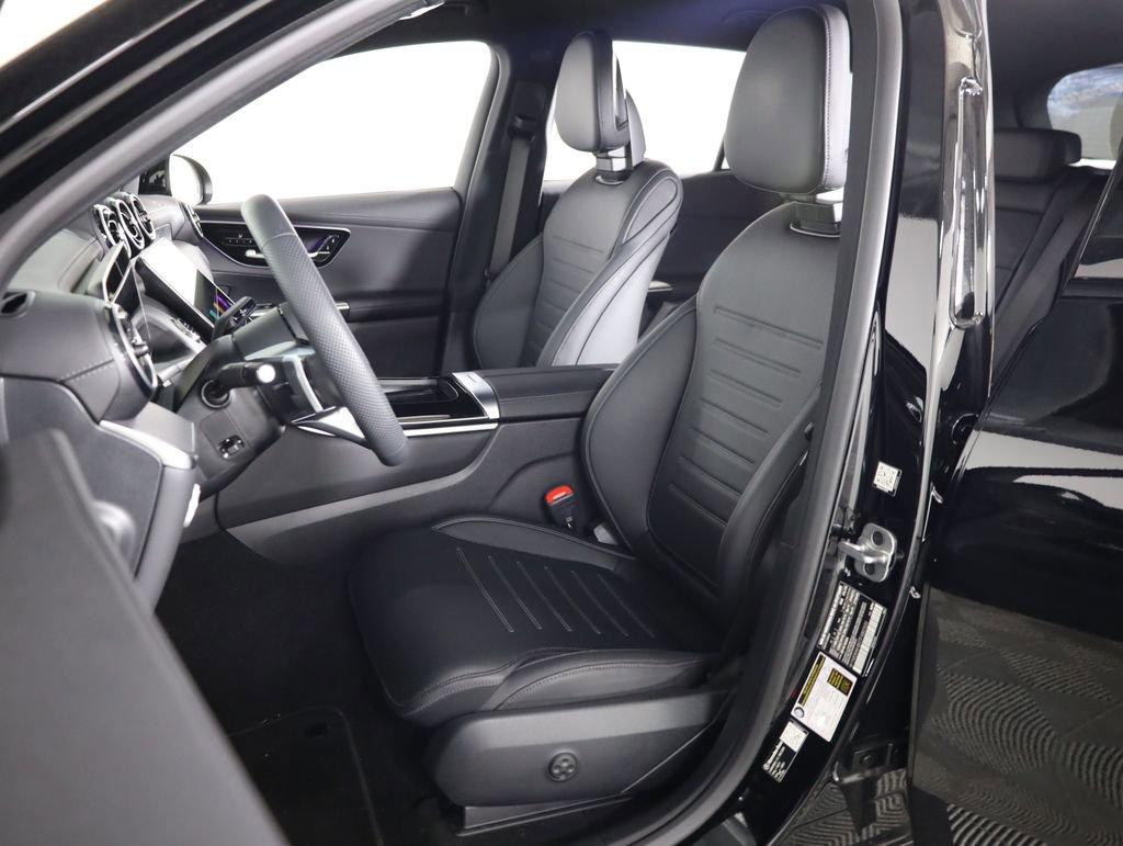 Used 2026 Mercedes-Benz GLC 300 4MATIC image 39