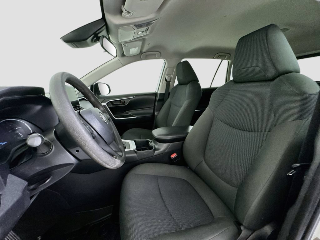 Used 2023 Toyota RAV4 LE AWD/4WD image 11