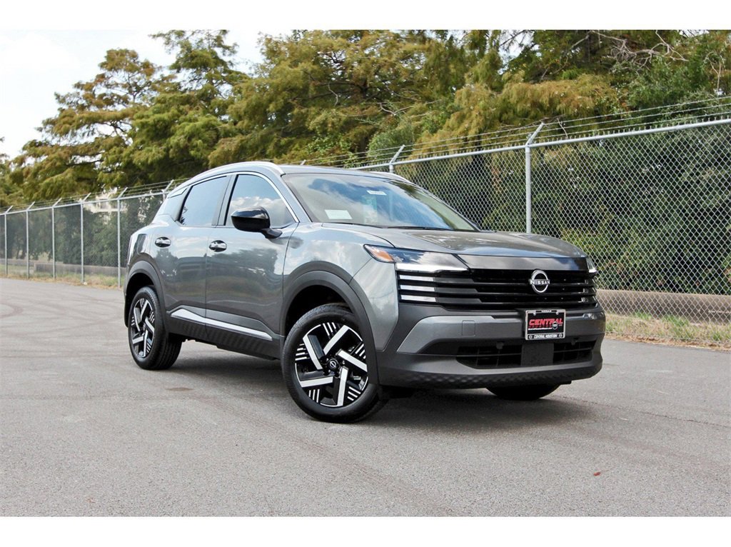 New 2026 Nissan Kicks SV w/ Charging Package