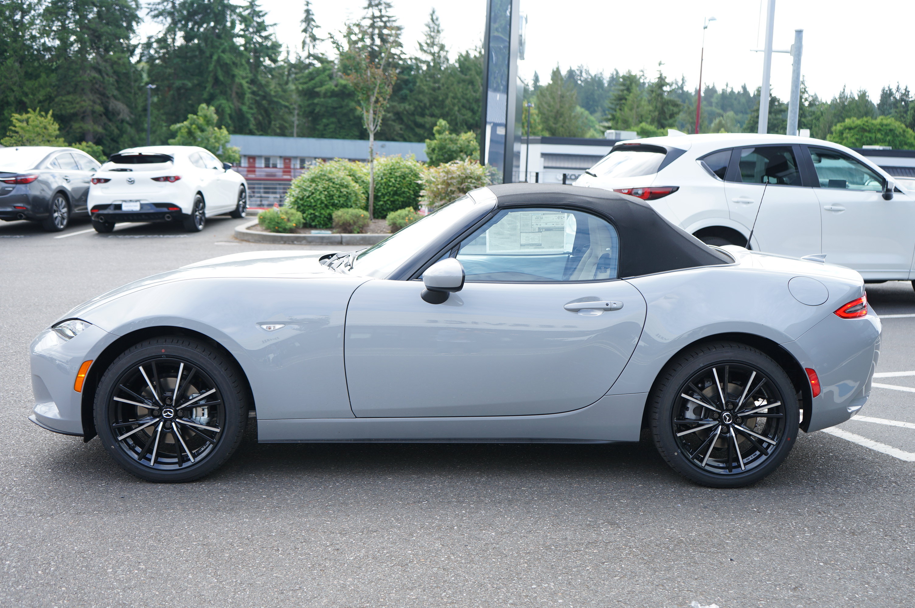 New 2026 MAZDA MX-5 Miata Grand Touring w/ Weather Package RWD image 6