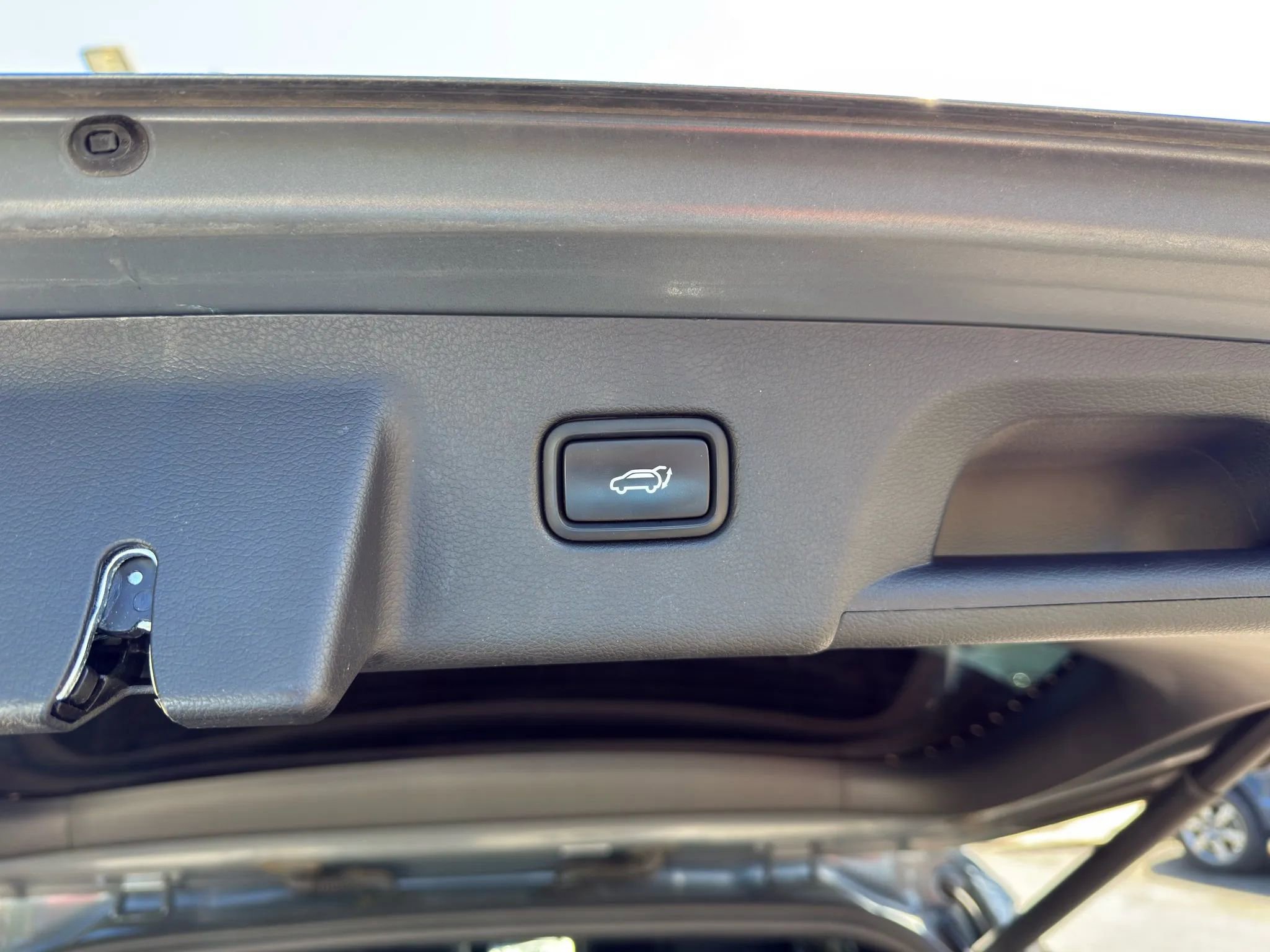 Used 2022 Hyundai Palisade Calligraphy image 16