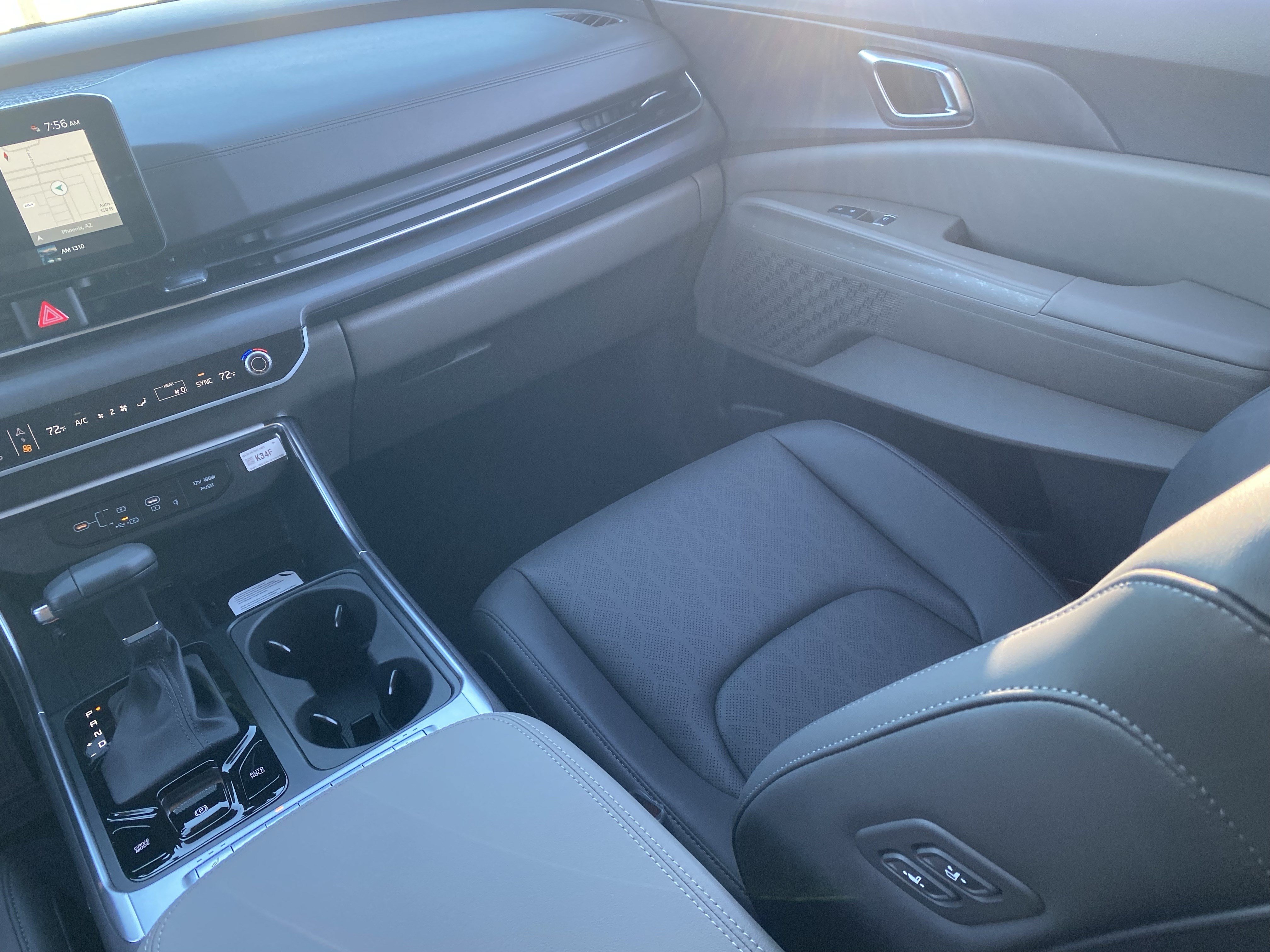 New 2026 Kia Carnival EX FWD image 14
