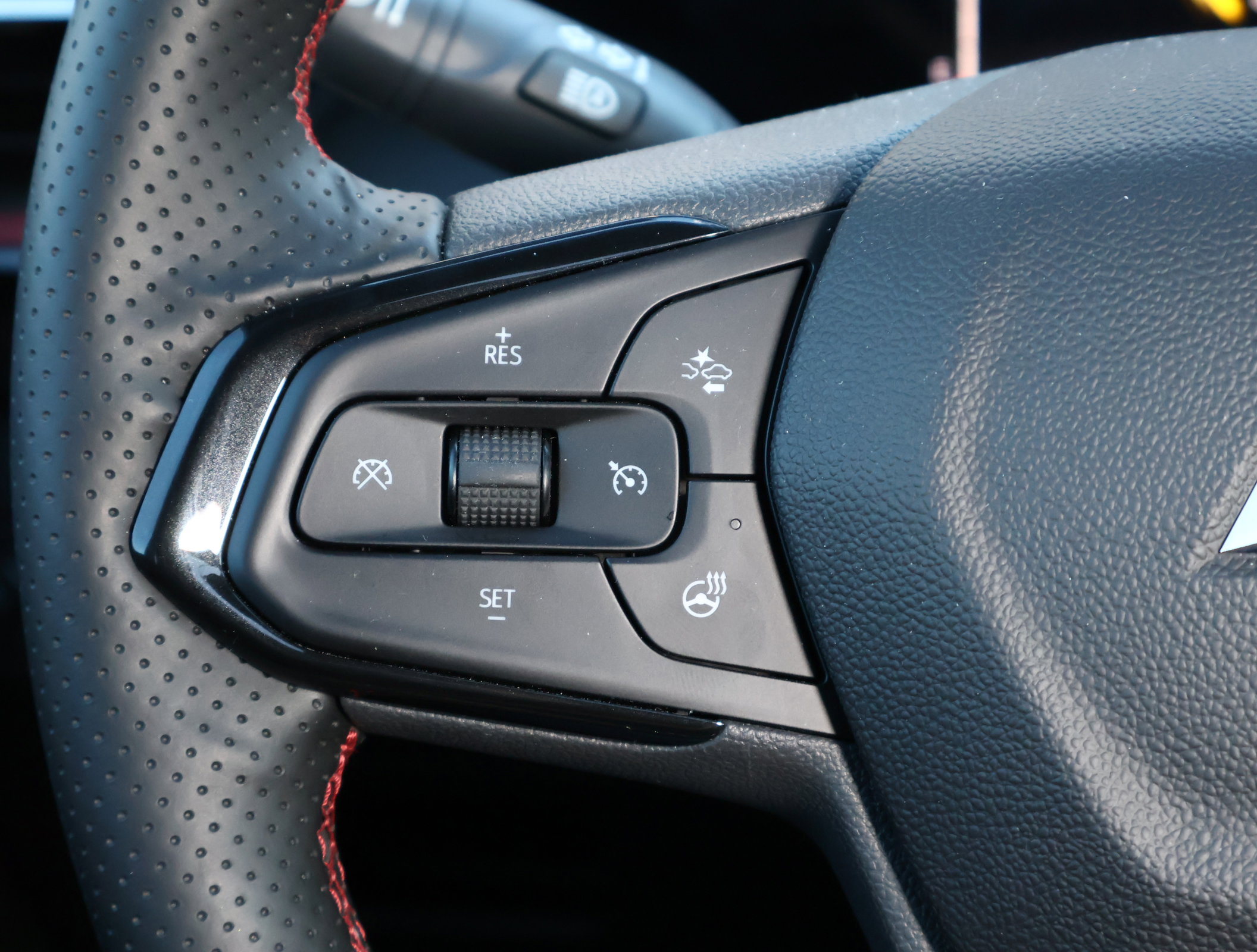 New 2026 Chevrolet TrailBlazer RS w/ Convenience Package image 15