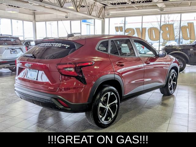 Used 2024 Chevrolet Trax RS image 8