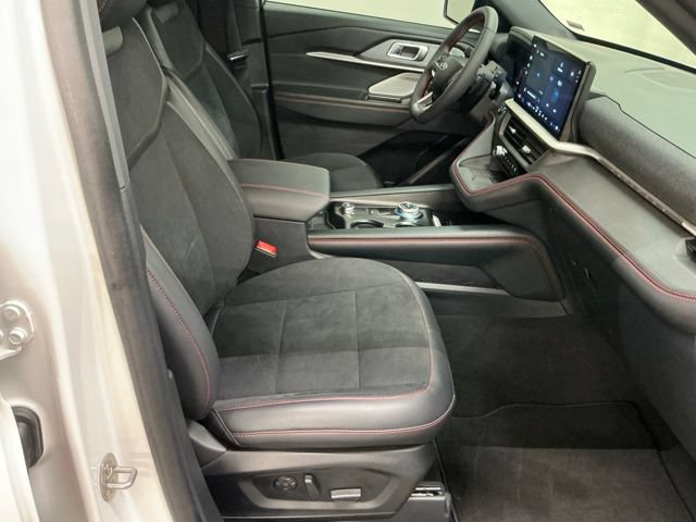 Used 2025 Ford Explorer ST w/ Sun And Sound Package AWD/4WD image 21