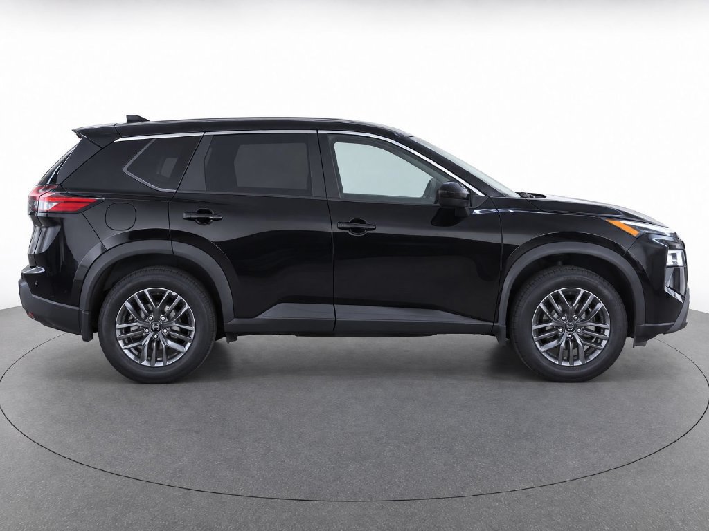 Used 2024 Nissan Rogue S AWD/4WD image 8