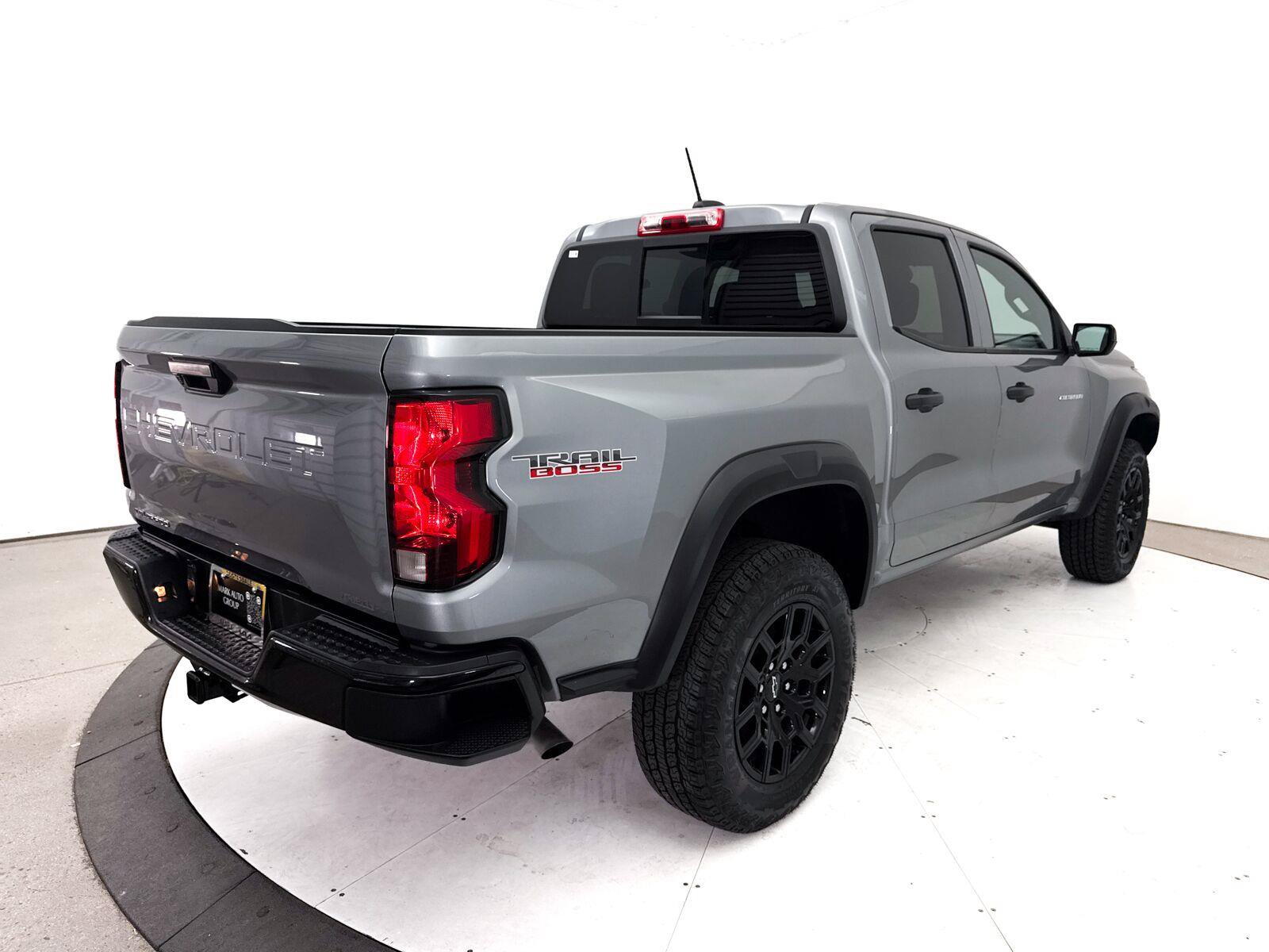 Used 2024 Chevrolet Colorado Trail Boss w/ Advanced Trailering Package AWD/4WD image 20
