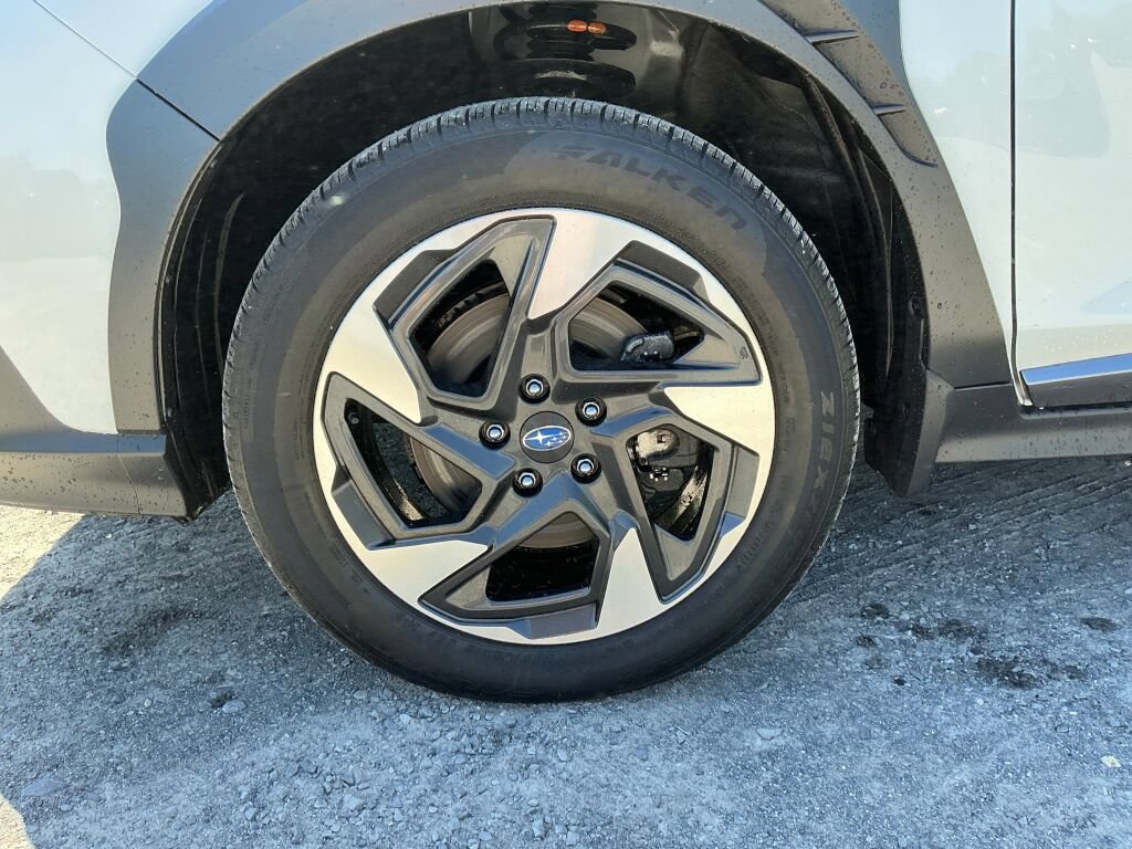 Certified 2025 Subaru Crosstrek 2.5i Limited AWD/4WD image 9