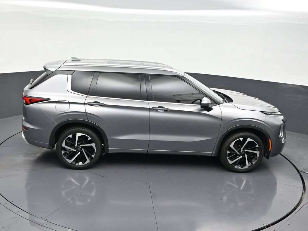 Used 2022 Mitsubishi Outlander SEL AWD/4WD image 19