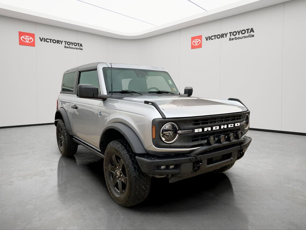 Used 2024 Ford Bronco Black Diamond image 2