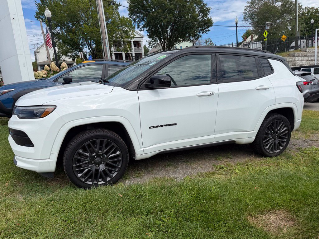 Used 2022 Jeep Compass High Altitude AWD/4WD image 7