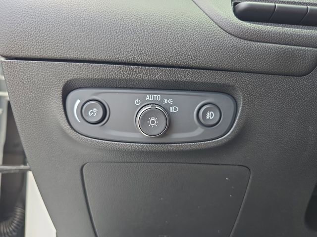 Certified 2020 Buick Encore GX Essence w/ Advanced Technology Package FWD image 23