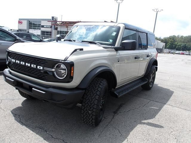 Used 2025 Ford Bronco Big Bend AWD/4WD image 3