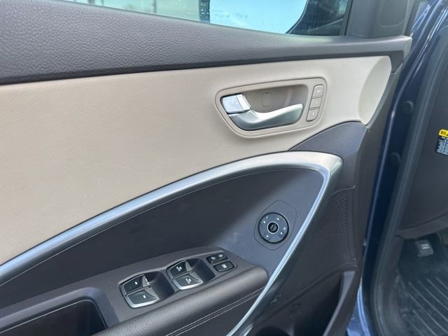 Used 2018 Hyundai Santa Fe SE image 15