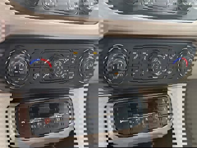 Certified 2023 GMC Acadia Denali w/ Denali Technology Package image 17