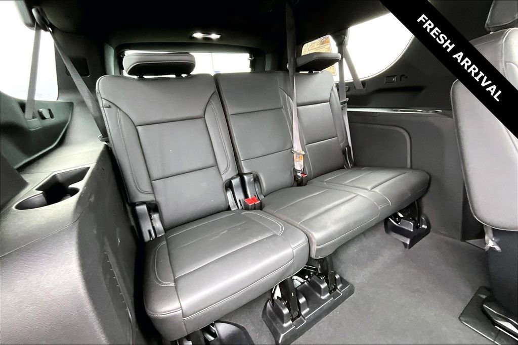 Used 2024 Chevrolet Suburban Z71 w/ Off-Road Capability Package image 25