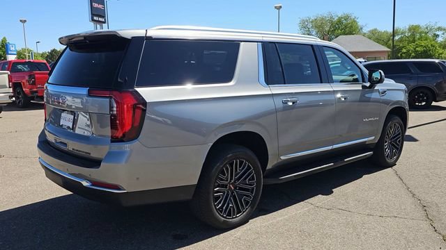 New 2026 GMC Yukon XL Elevation AWD/4WD image 9