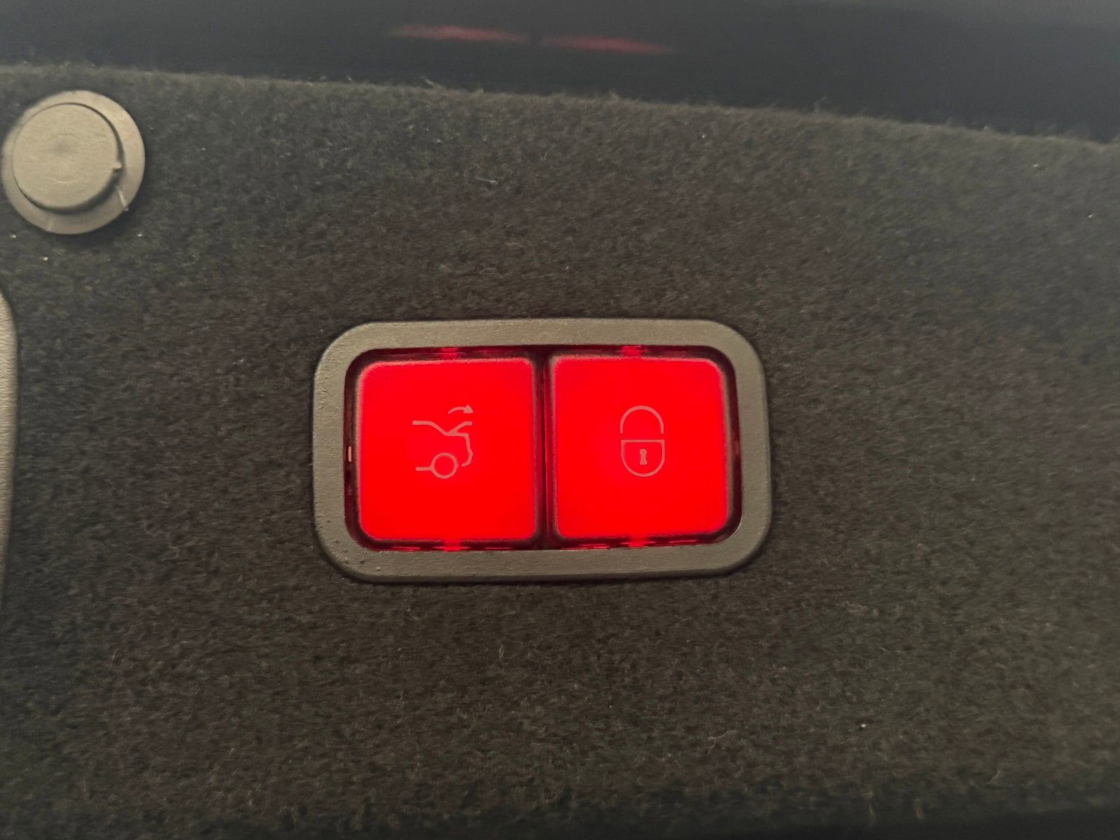 Used 2015 Mercedes-Benz S 550 Sedan image 17