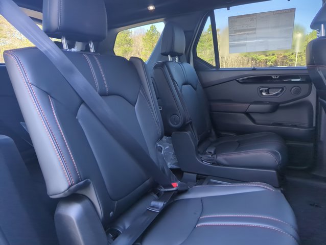 New 2025 Honda Pilot TrailSport image 20