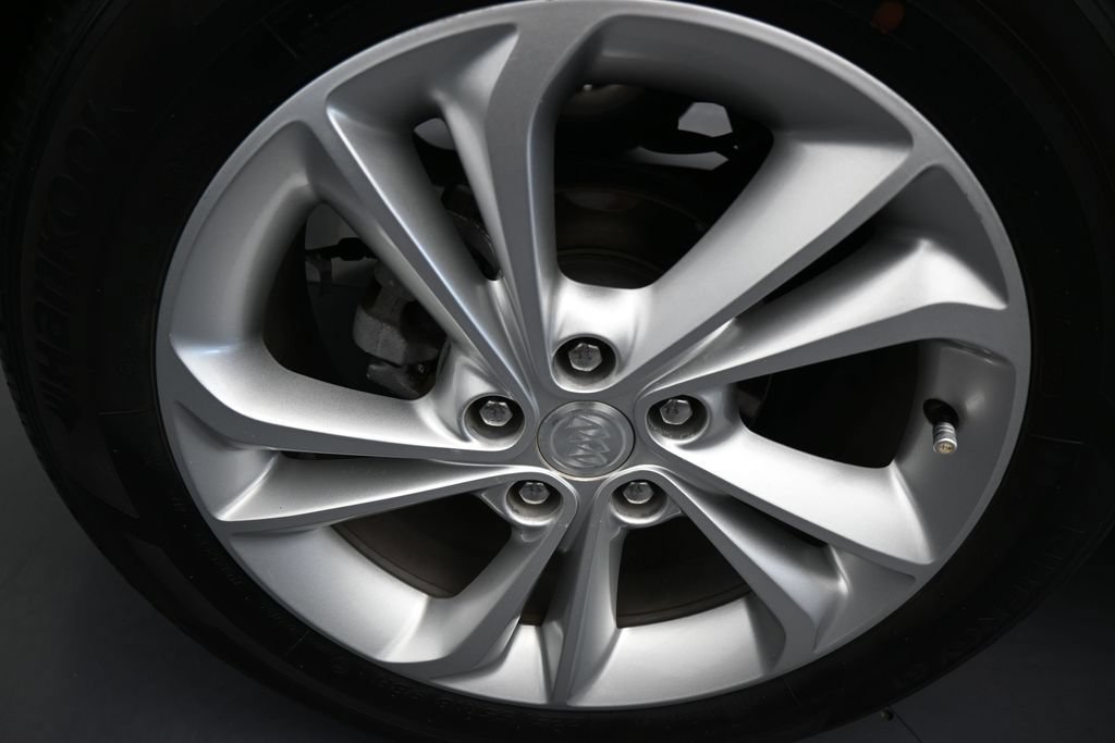 Used 2023 Buick Encore GX Preferred w/ Cold Weather Comfort Package FWD image 40