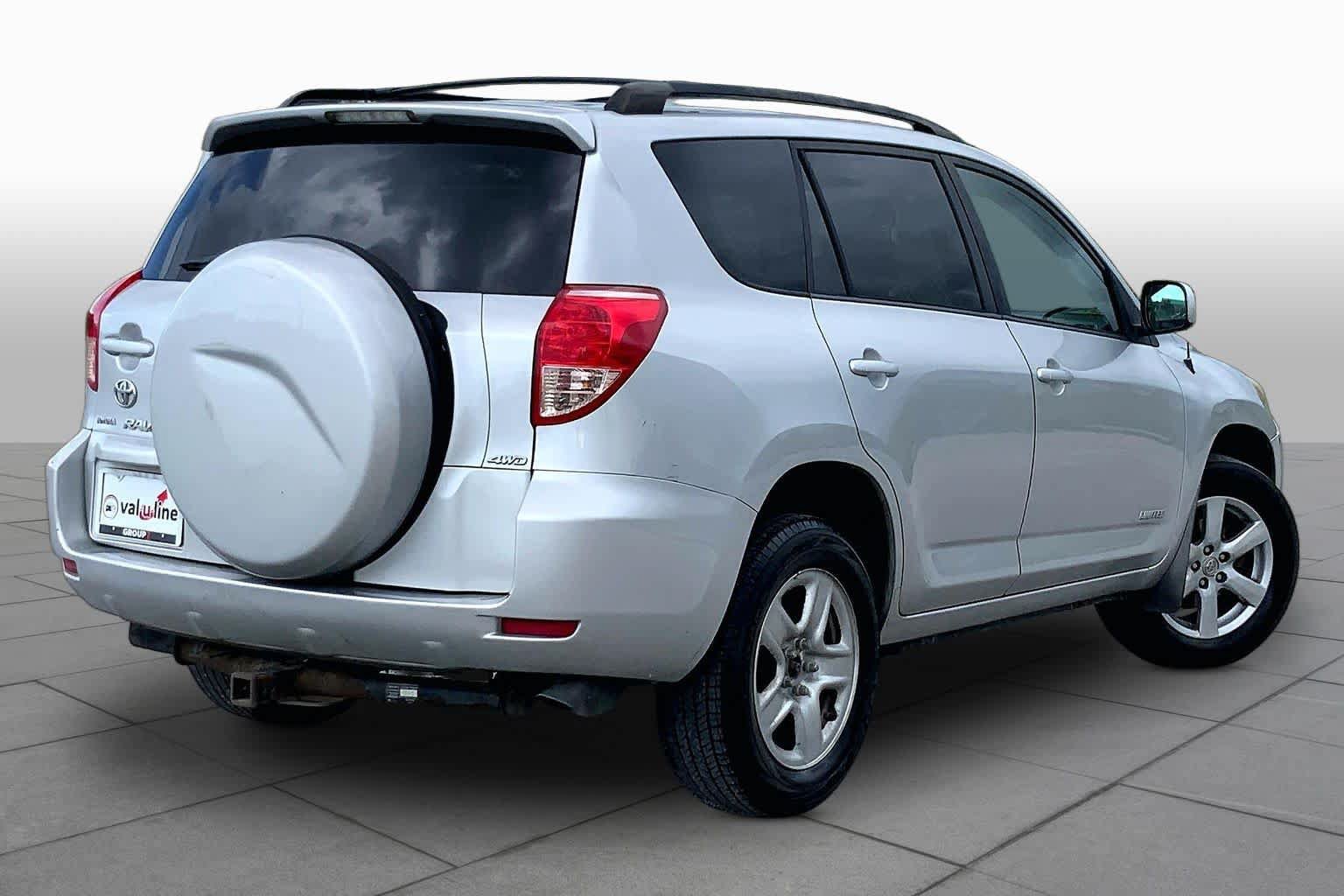 Used 2007 Toyota RAV4 Limited AWD/4WD image 12