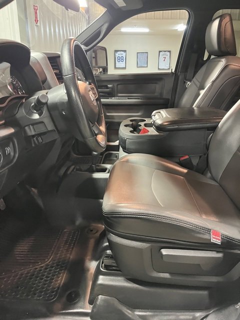 Used 2024 RAM 2500 Tradesman w/ Protection Group image 9