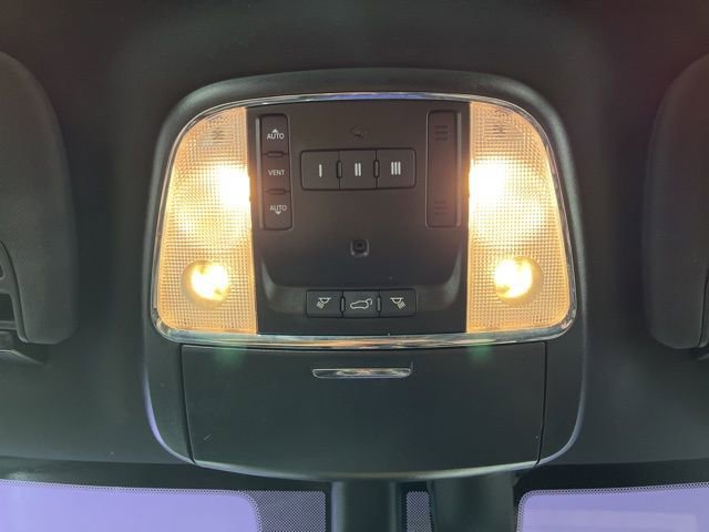 Used 2020 Jeep Grand Cherokee Limited image 35