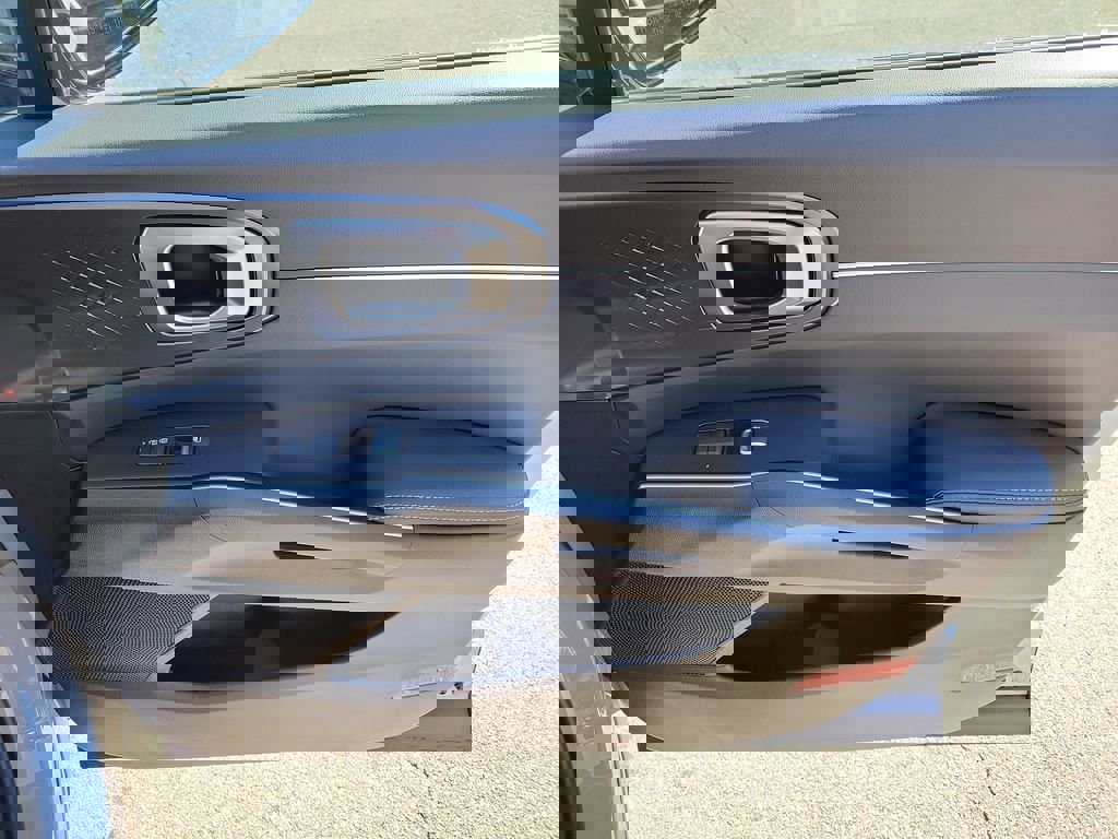 New 2026 Kia Sorento S w/ S Panoramic Sunroof Package image 10