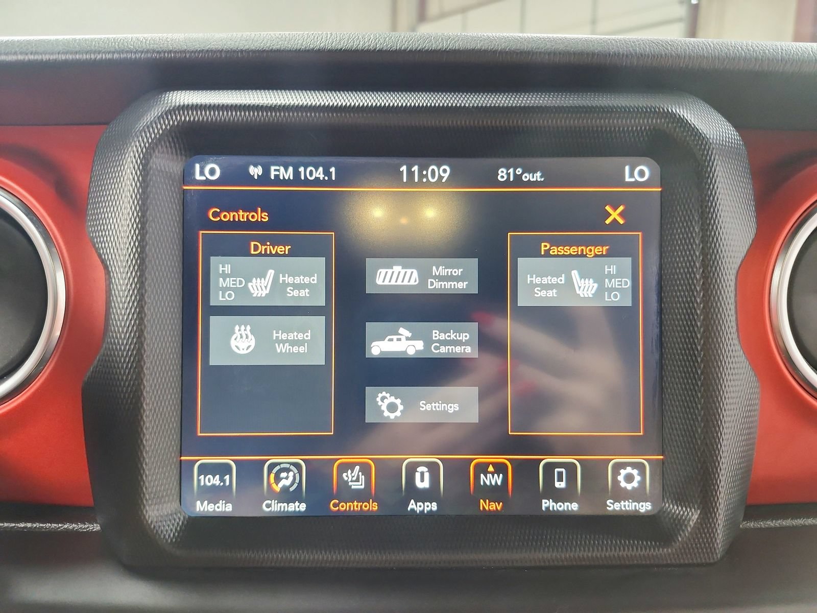Used 2020 Jeep Gladiator Rubicon AWD/4WD image 27