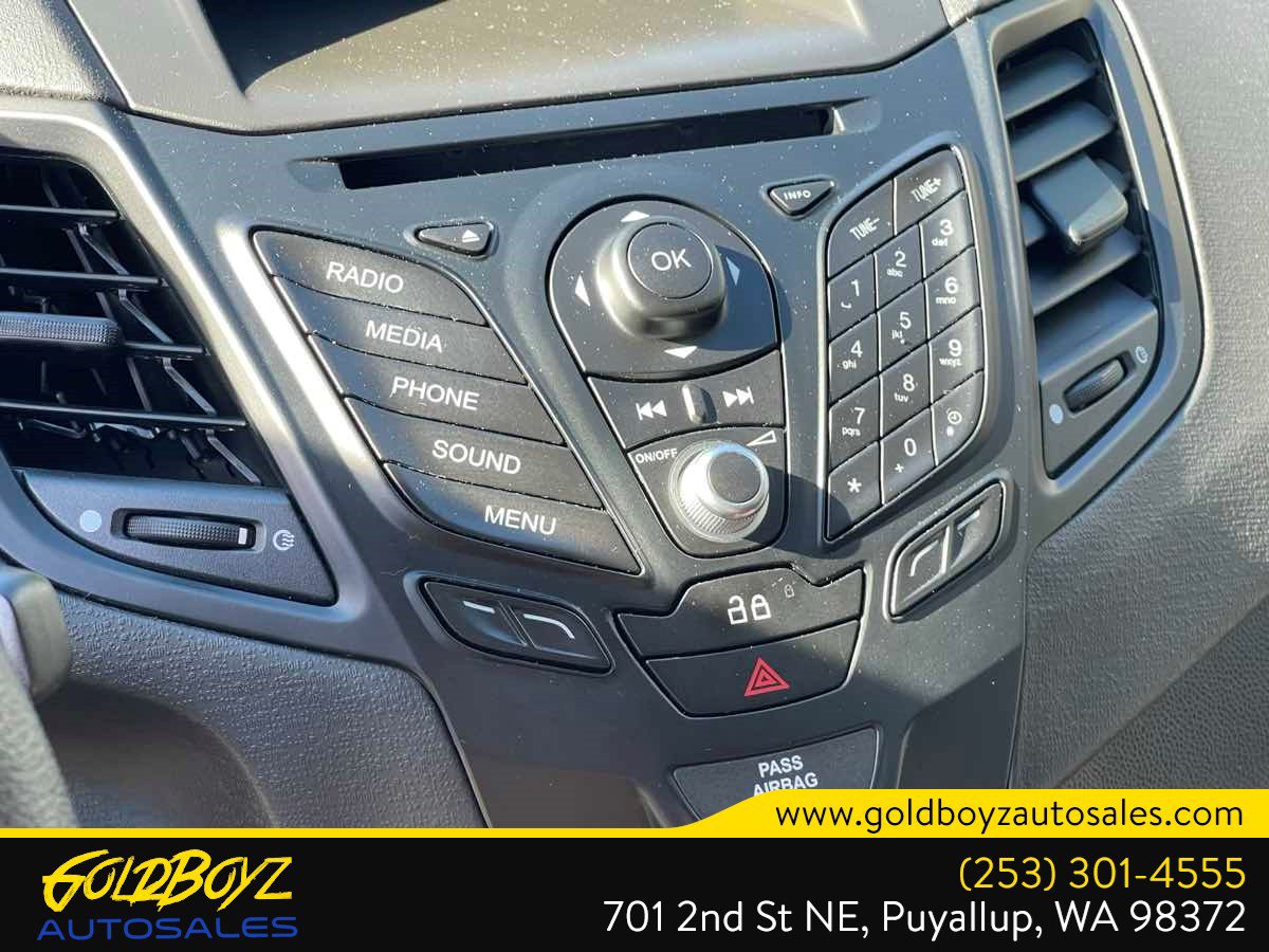 Used 2015 Ford Fiesta S FWD image 27