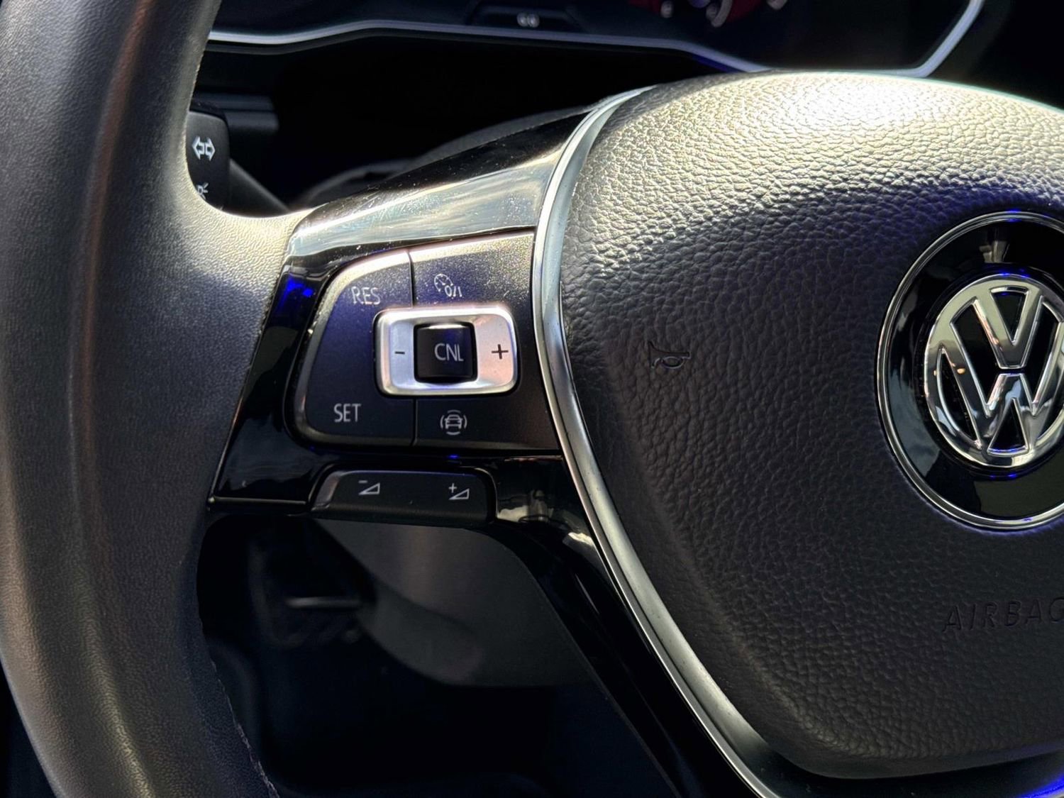 Used 2020 Volkswagen Jetta SE w/ SE Cold Weather Package image 29
