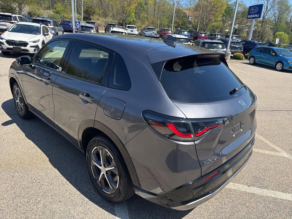 Used 2024 Honda HR-V EX-L image 4