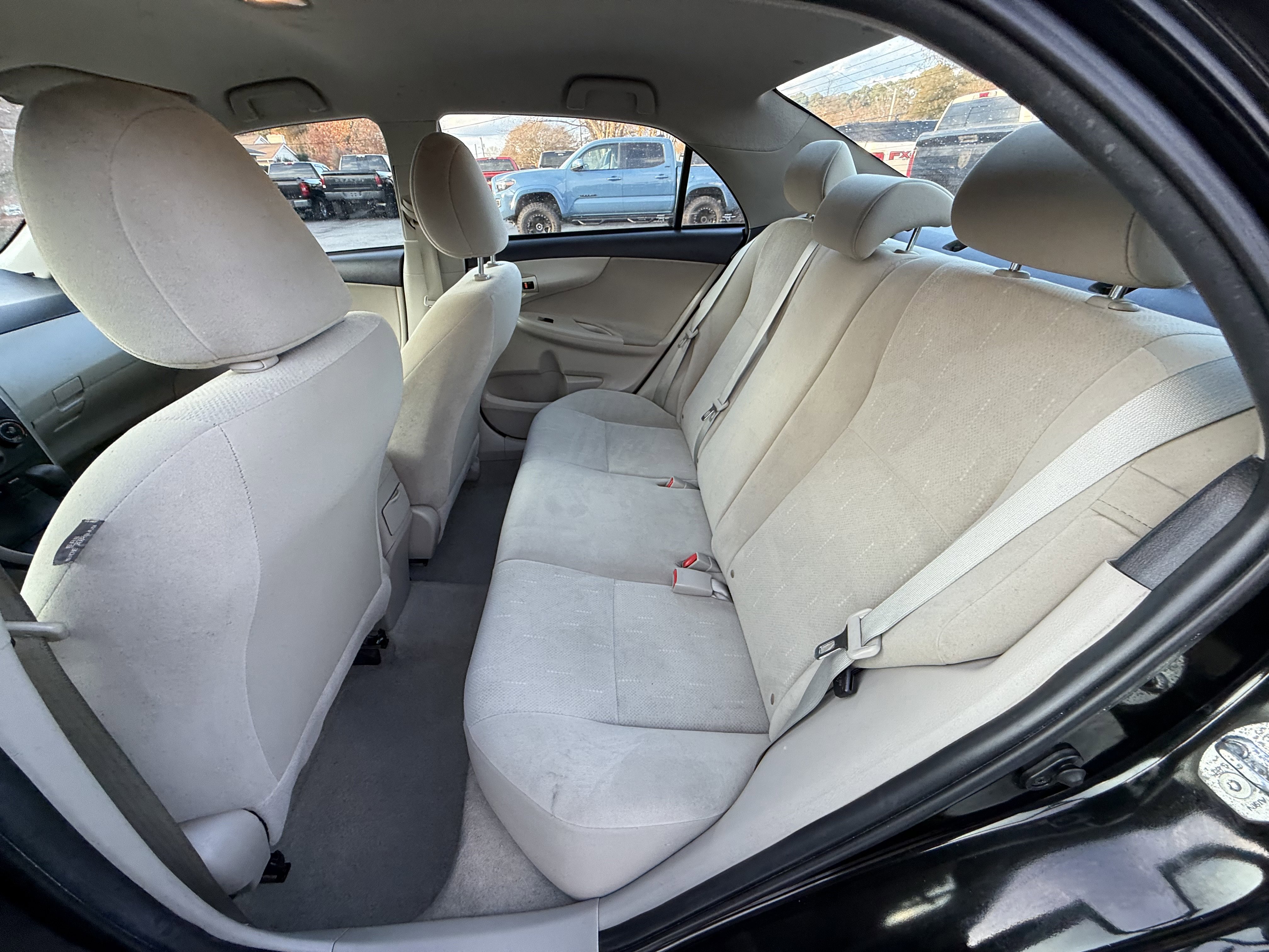 Used 2012 Toyota Corolla L image 13