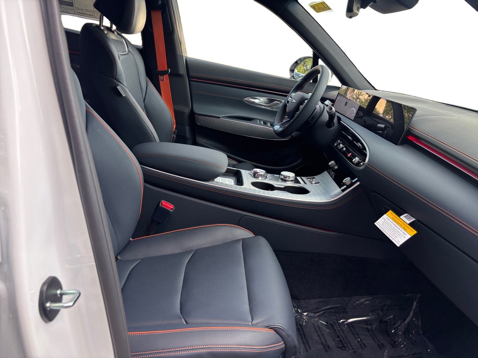 New 2026 Genesis GV70 2.5T Sport Prestige AWD/4WD image 15