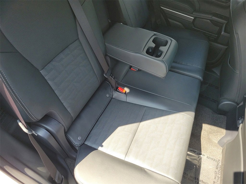 Used 2025 Toyota 4Runner Limited image 24