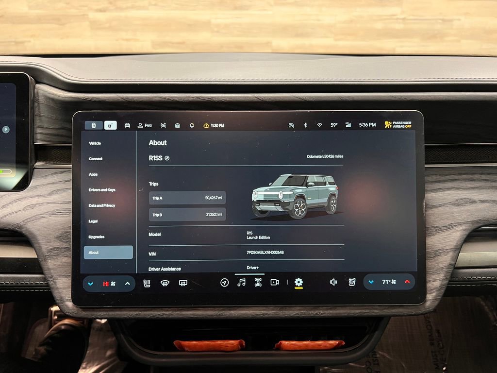 Used 2022 Rivian R1S Launch Edition image 11