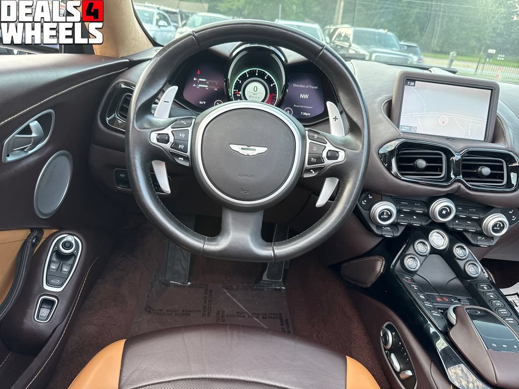 Used 2021 Aston Martin V8 Vantage Roadster RWD image 13