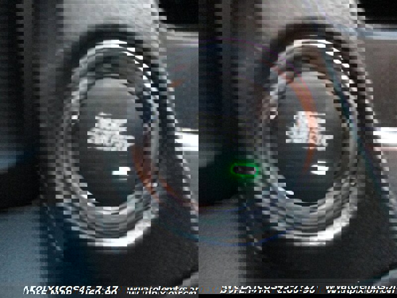 Used 2018 Chevrolet Suburban Premier image 27