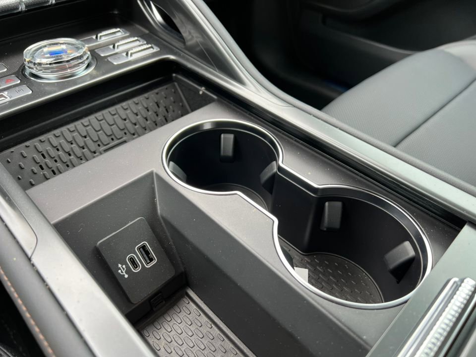 New 2026 Lincoln Nautilus Premier w/ Equipment Group 102A AWD/4WD image 23