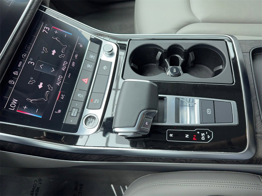 Used 2022 Audi Q7 3.0T Premium image 34