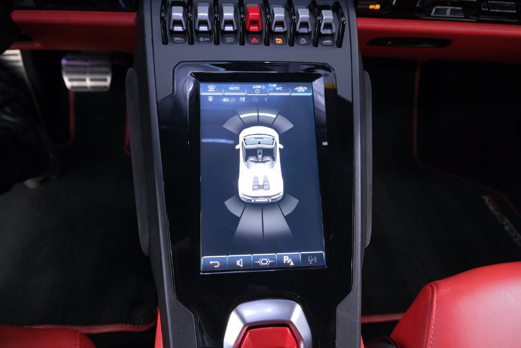 Used 2021 Lamborghini Huracan EVO RWD image 41