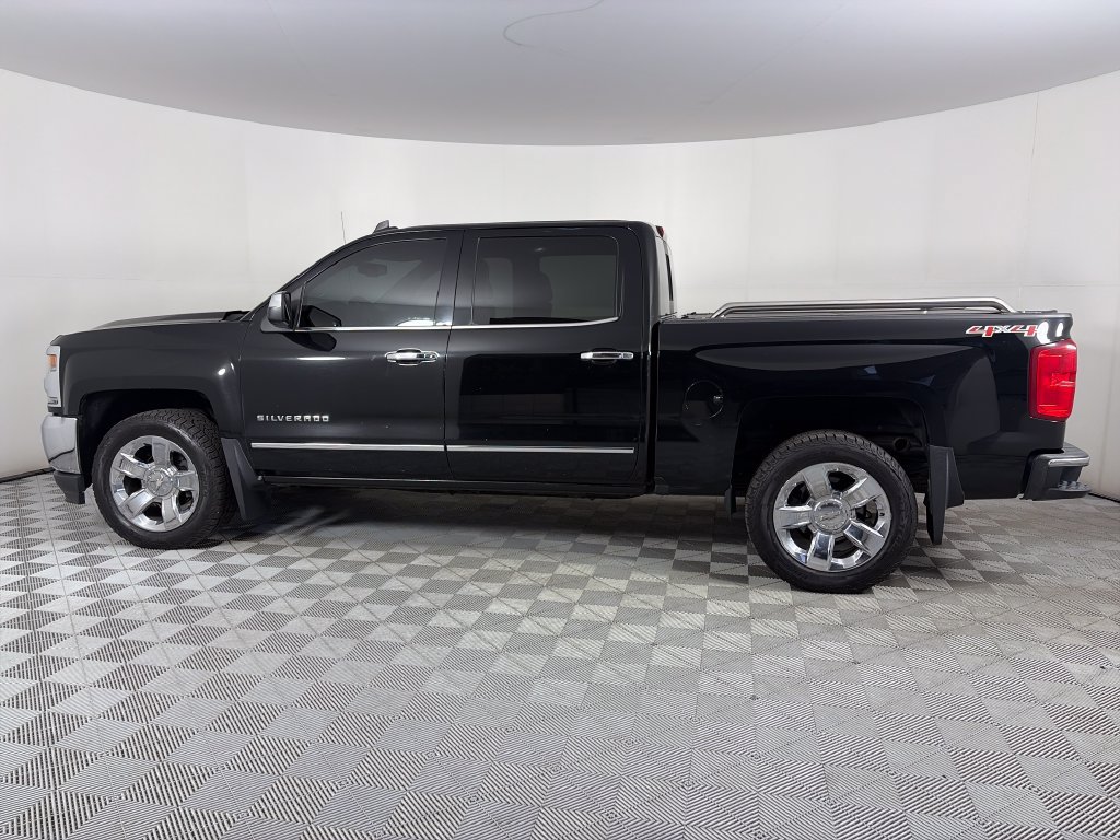 Used 2016 Chevrolet Silverado 1500 LTZ w/ Sport Package AWD/4WD image 4