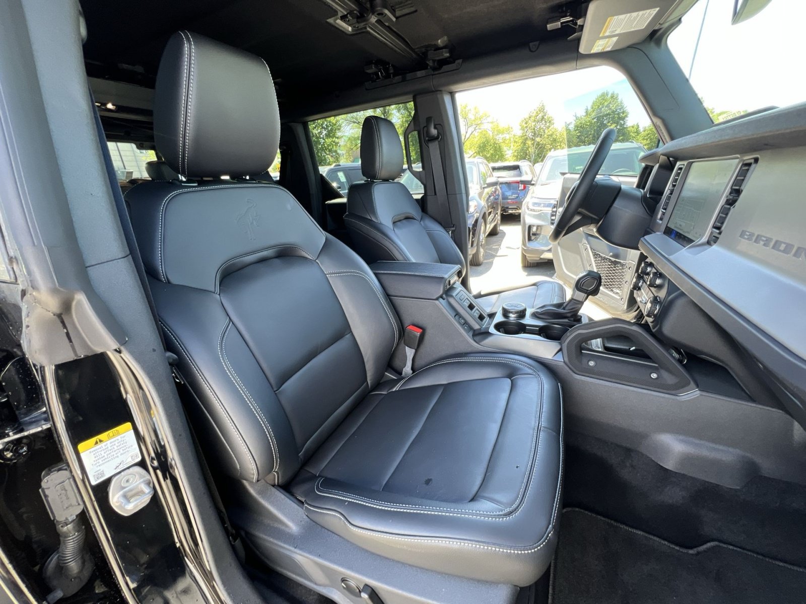 New 2025 Ford Bronco Outer Banks w/ Sasquatch Package AWD/4WD image 34