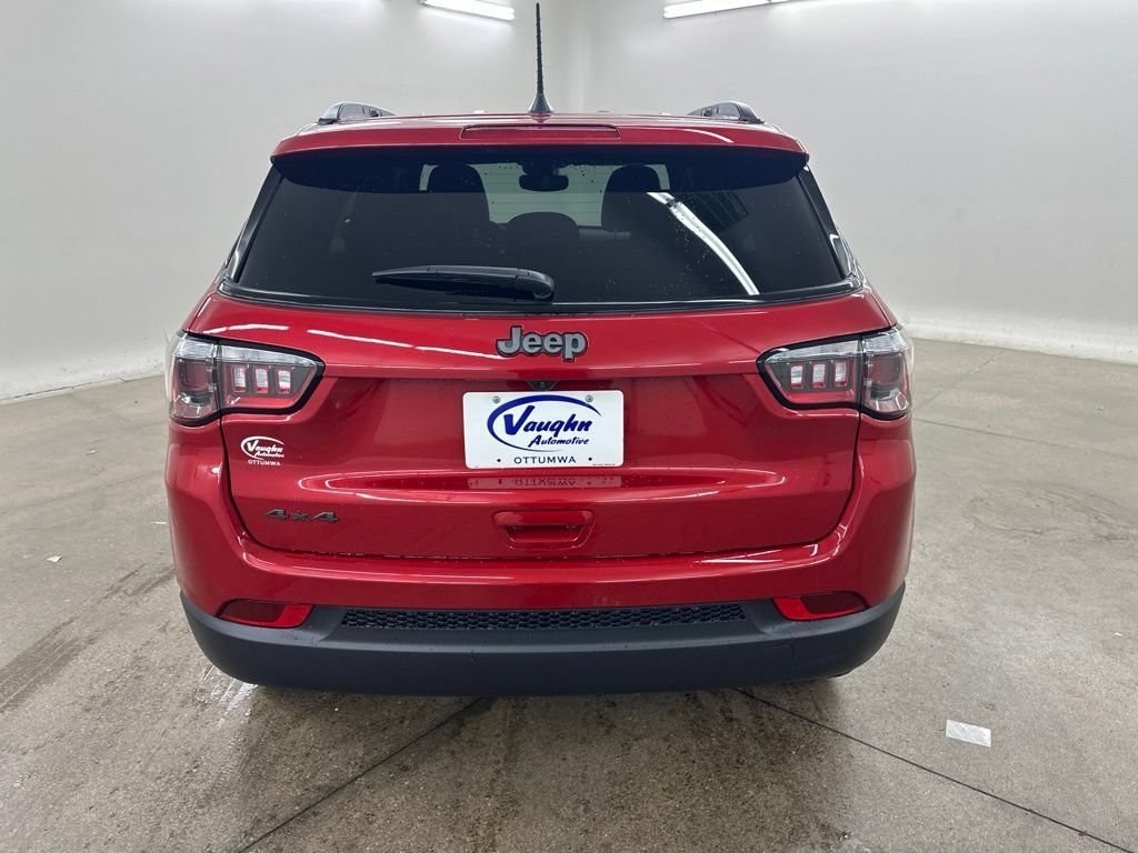 New 2026 Jeep Compass Latitude AWD/4WD image 9